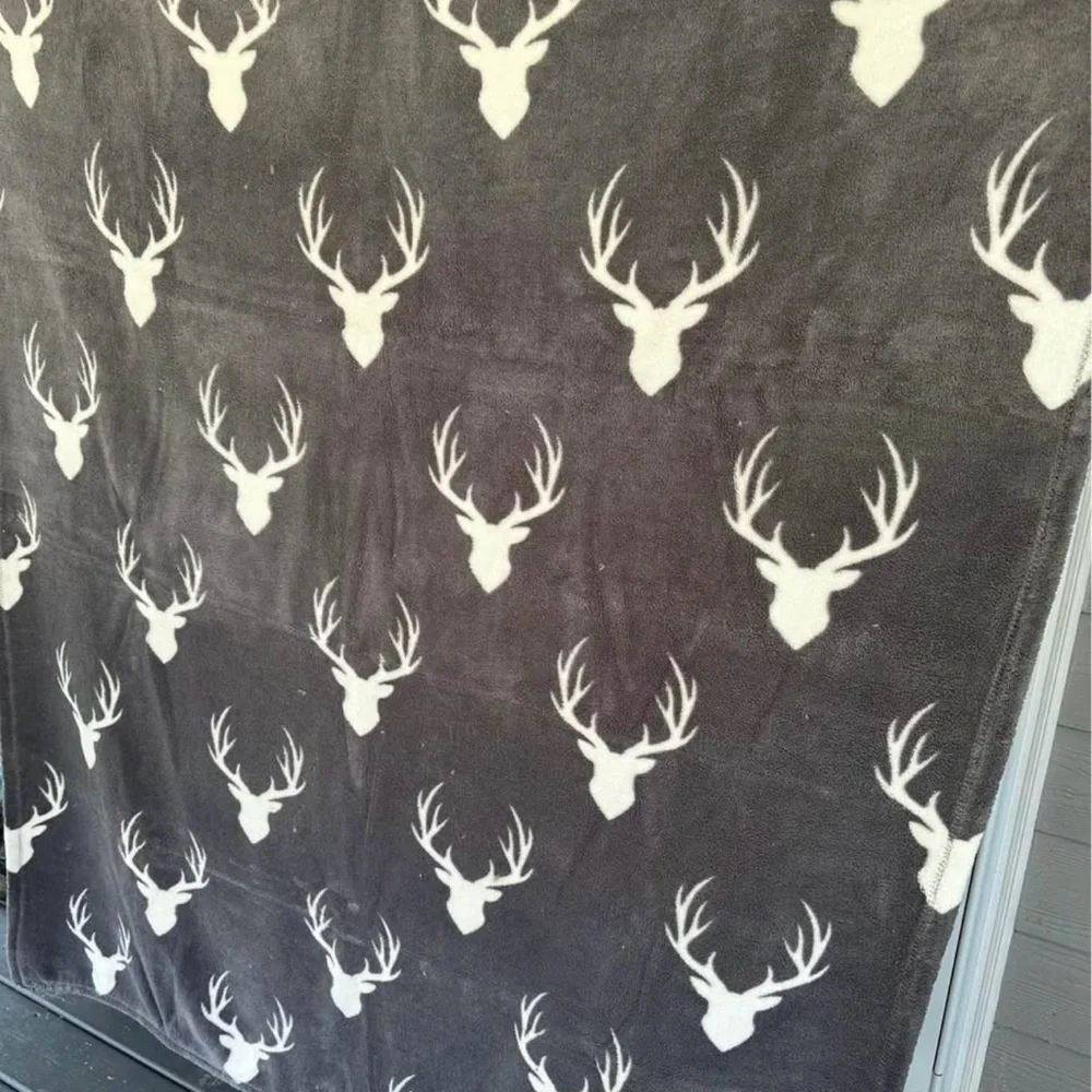 Gray Blanket with White Deer Pattern - Picture 9 of 9